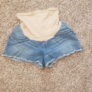 Maternity shorts